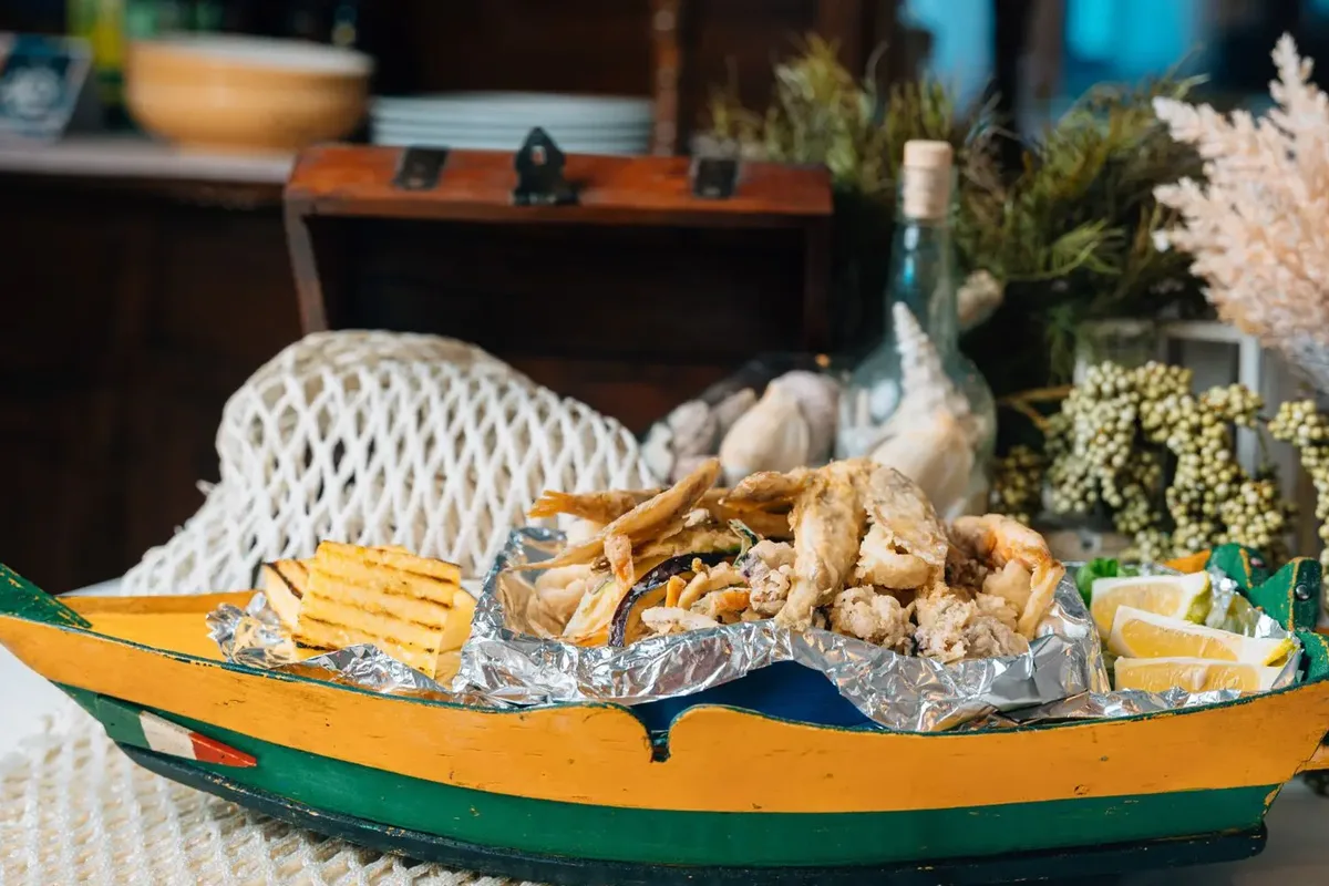 La barca di fritto di Ponte Molo