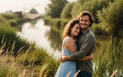 Coppia al tramonto nel Delta del Po, weekend romantico